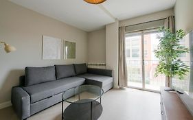 Smart apt para 6 en Adrian Pulido con parking